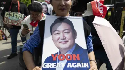 Eski Güney Kore Devlet Başkanı Yoon Suk Yeol’a sıkıyönetim girişiminin