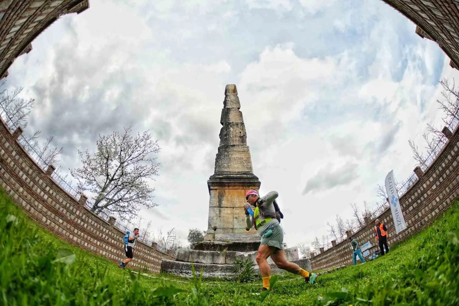 İznik’te bu yıl 15’incisi düzenlenen ve Türkiye’nin en uzun maraton