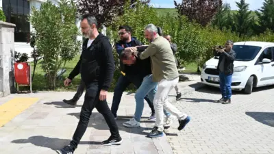 Bursa’nın Gemlik ilçesinde yaşlı kadının boğazının keserek katlettiği öne sürülen