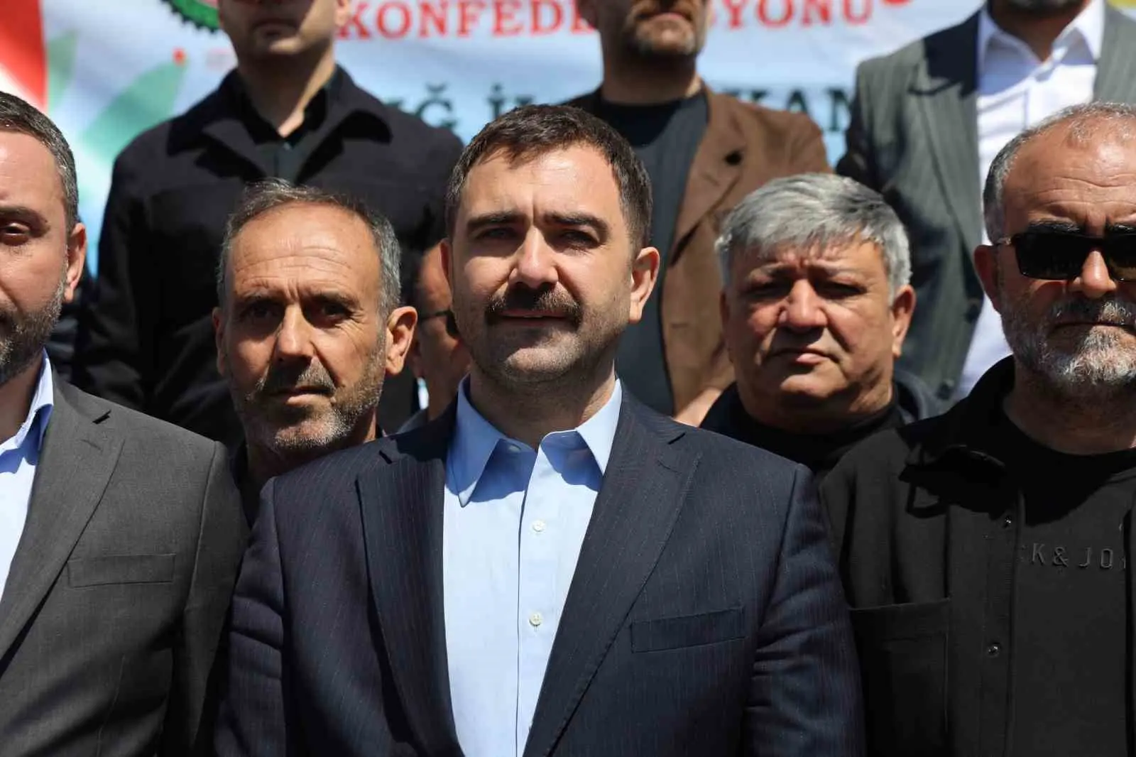 Hak-İş Konfederasyonu Genel Başkan Yardımcısı Mehmet Ali Kayabaş, “İş güvencesiyle