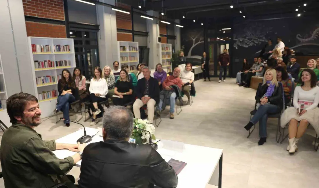 Nilüfer Belediyesi’nin düzenlediği Koza Buluşmaları’nın konuğu olan yazar Hakan Bıçakçı,