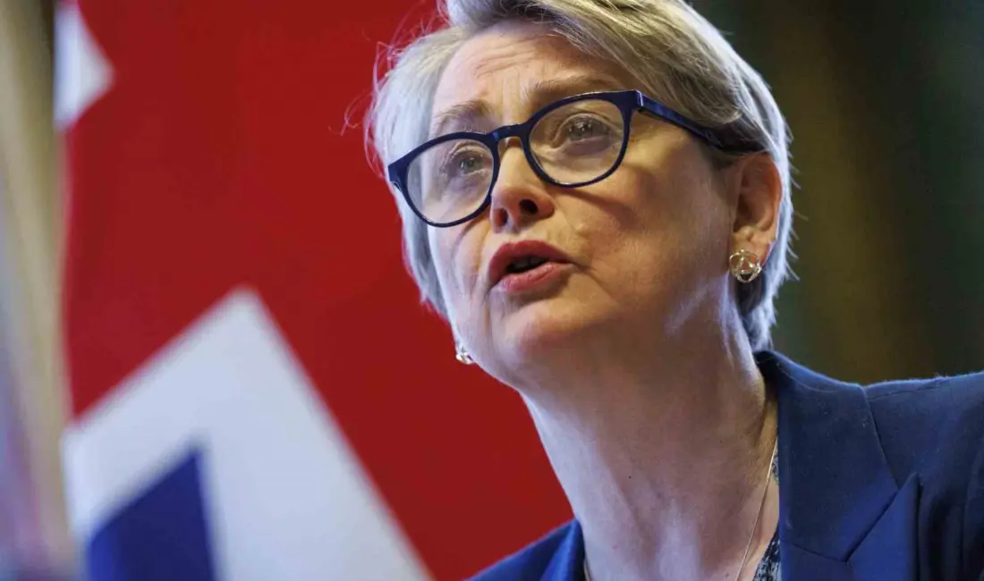 İngiltere Dışişleri Bakanı Yvette Cooper, İsrail’İn dün Lübnan’da gerçekleştirdiği yoğun