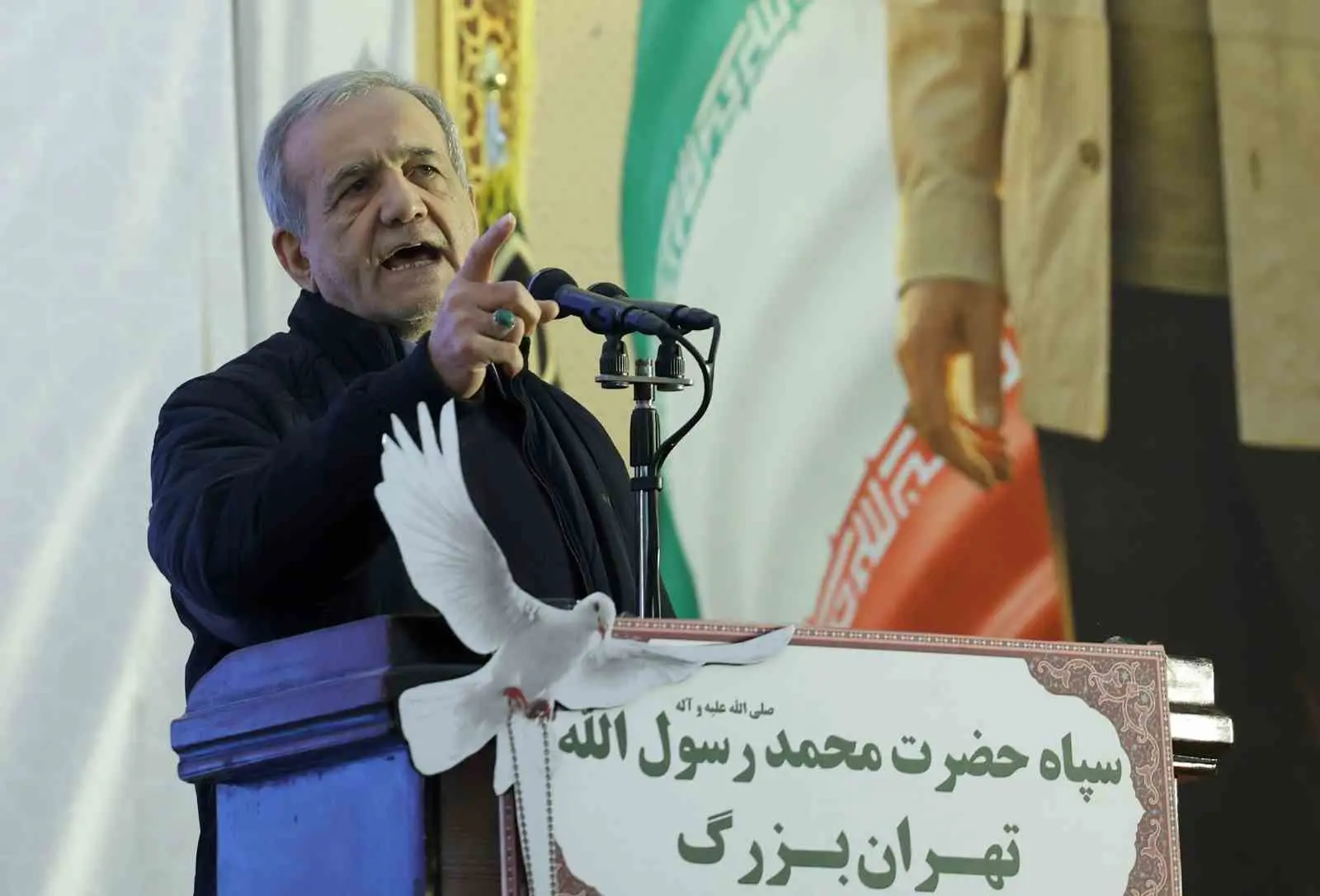 İran Cumhurbaşkanı Mesud Pezeşkiyan, ABD’nin yeni saldırı tehdidinin ardından sosyal