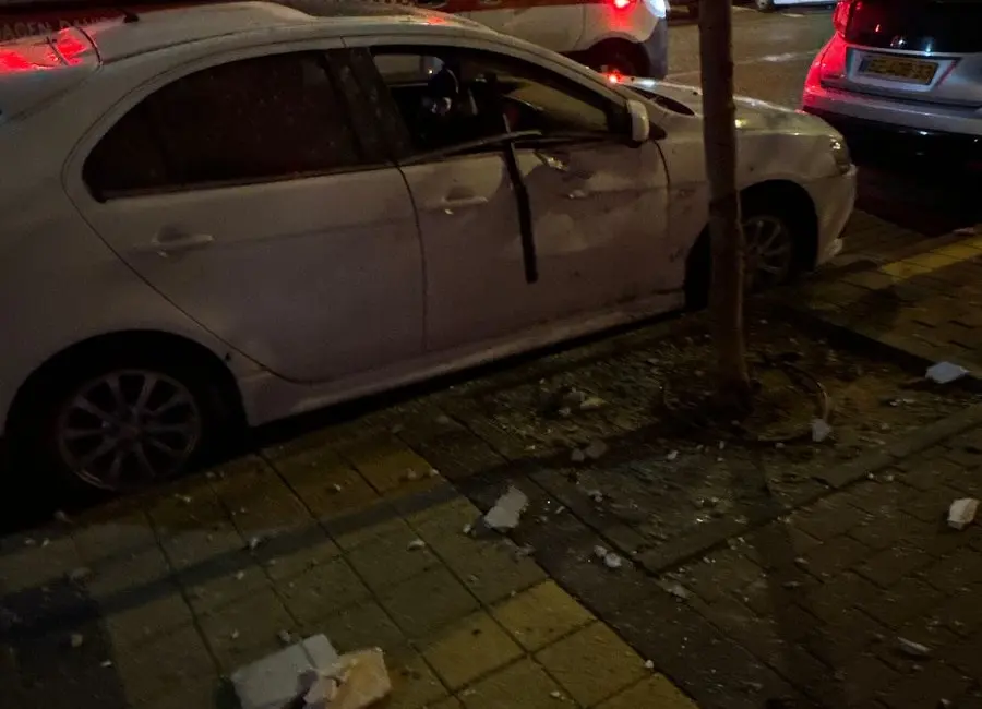 İran’ın İsrail’in merkezine parça tesirli mühimmat taşıyan bir füze ile