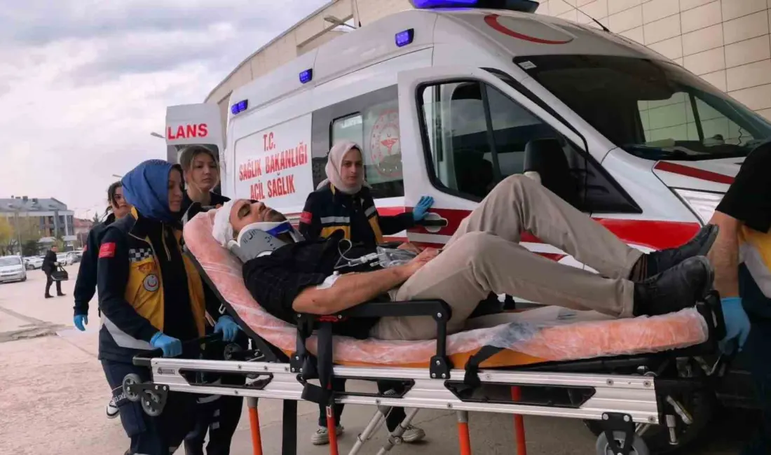 Bursa’nın İnegöl ilçesinde bir mobilya imalathanesine gelen grup, iş yeri