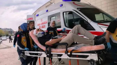 Bursa’nın İnegöl ilçesinde bir mobilya imalathanesine gelen grup, iş yeri