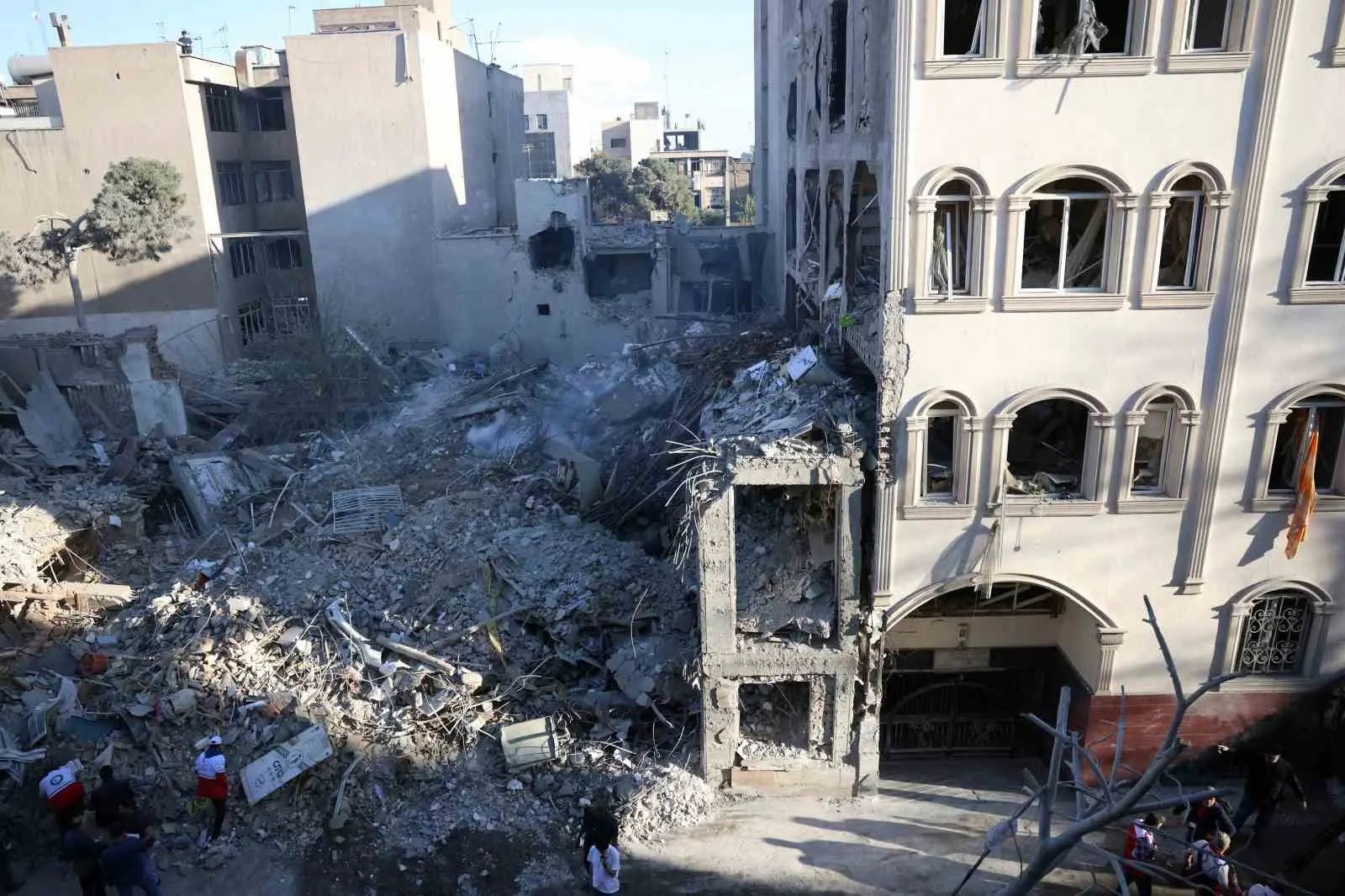 İsrail ordusu, İran’ın başkenti Tahran’daki Horasaniye Sinagogu yakınlarına düzenlenen ve