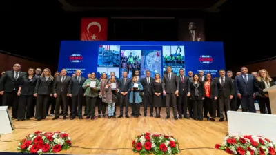 İzmir Büyükşehir Belediyesi’nin kentin dört bir yanında hayata geçirdiği projelerin