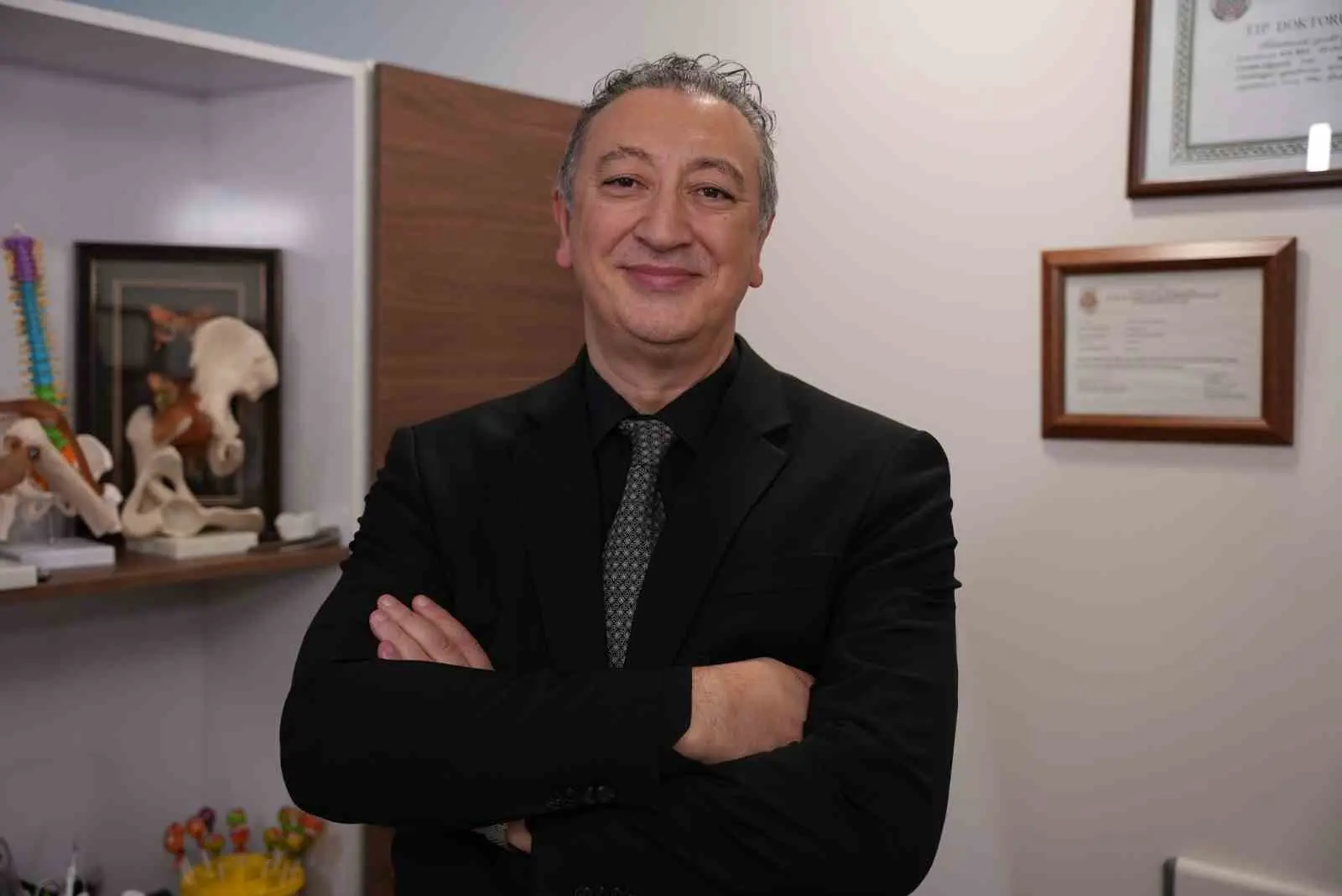 Hayat Hastanesi Ortopedi ve Travmatoloji Uzmanı Op. Dr. F. Volkan