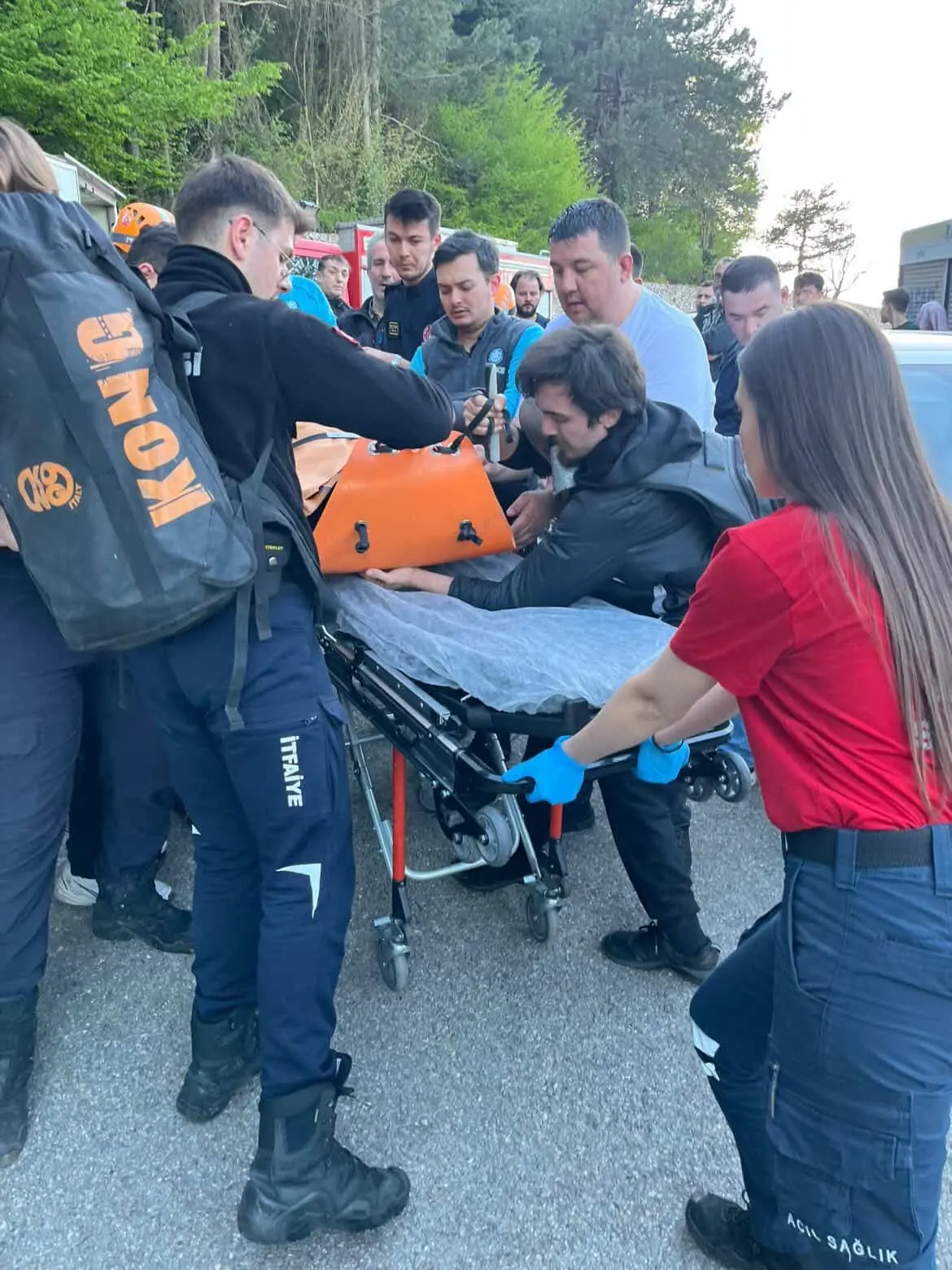 Bursa’nın Yıldırım ilçesinde dere yatağında erkek cesedi bulundu. Bulunan kişinin