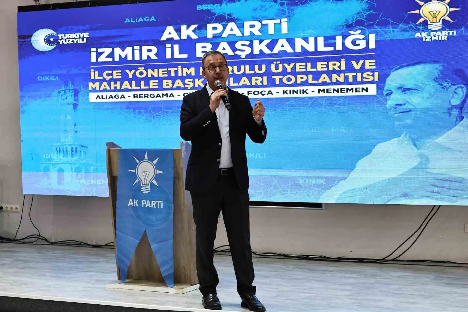 Önceki dönem Gençlik ve Spor Bakanı, AK Parti İzmir Milletvekili