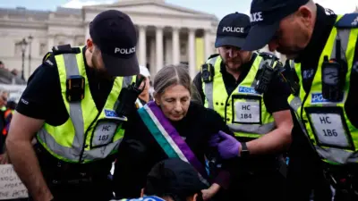 İngiltere’nin başkenti Londra’da hükümet tarafından yasaklı grup ilan edilen “Palestine