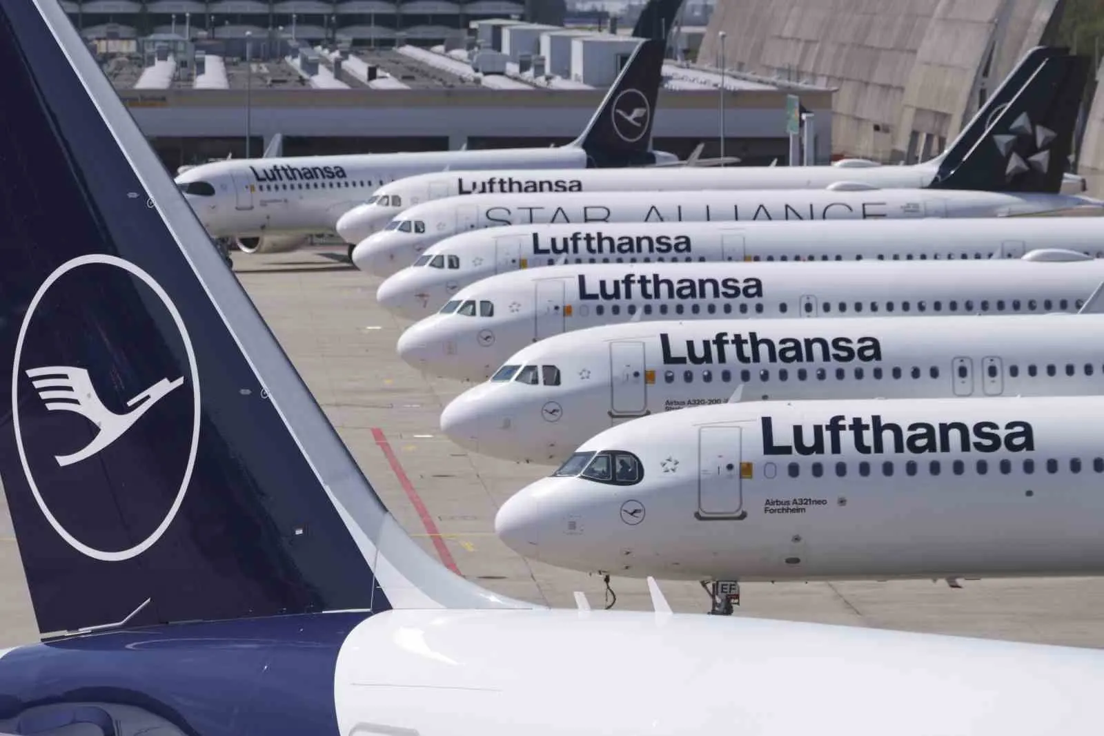 Alman havayolu şirketi Lufthansa, İran savaşı sonrası jet yakıt maliyetlerindeki