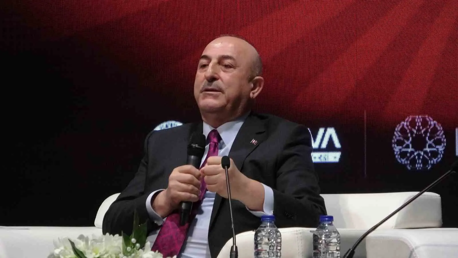 AK Parti Antalya Milletvekili Mevlüt Çavuşoğlu, “Müslüman ülkelere karşı kurulan