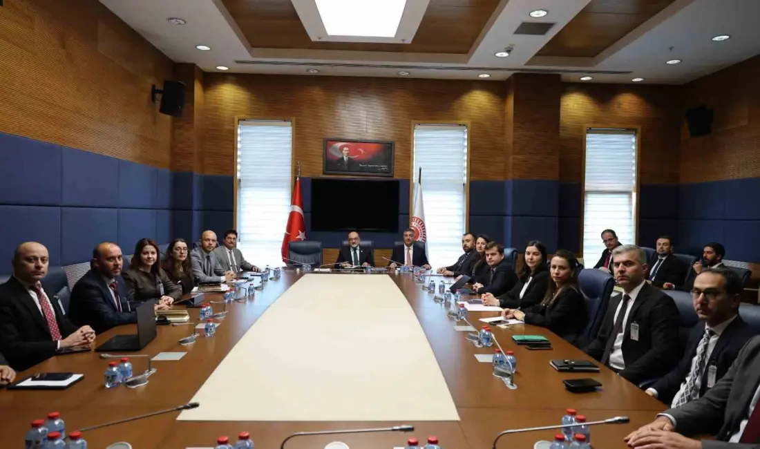 AK Parti Kayseri Milletvekili Dr. Murat Cahid Cıngı; bina görevlilerinin