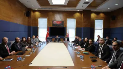 AK Parti Kayseri Milletvekili Dr. Murat Cahid Cıngı; bina görevlilerinin