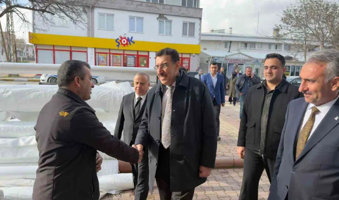AK Parti Malatya Milletvekili Bülent Tüfenkçi, Arguvan ilçesinde gerçekleştirdiği kapsamlı