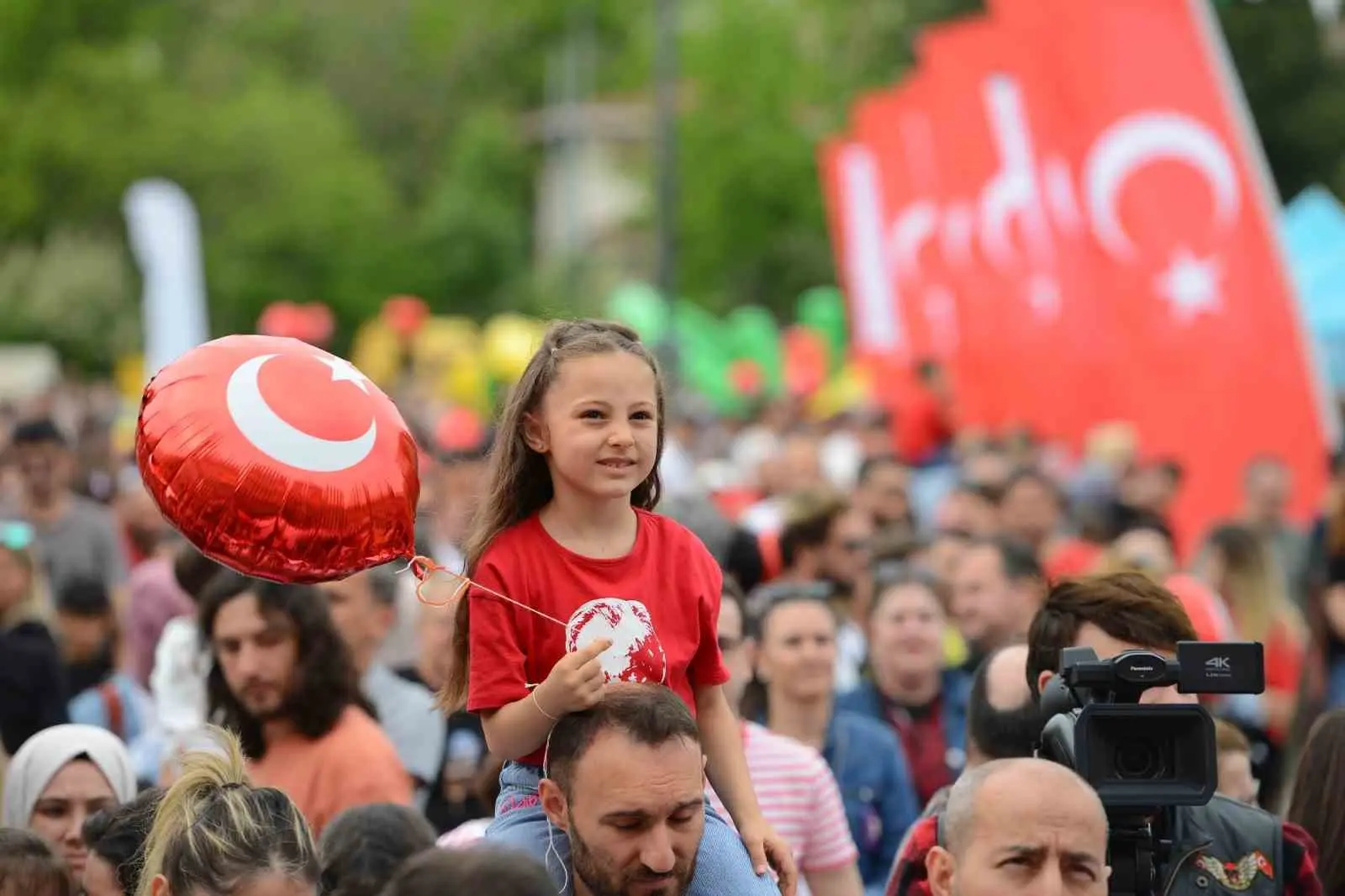 Nilüfer Belediyesi, 23 Nisan Ulusal Egemenlik ve Çocuk Bayramı’nı birbirinden