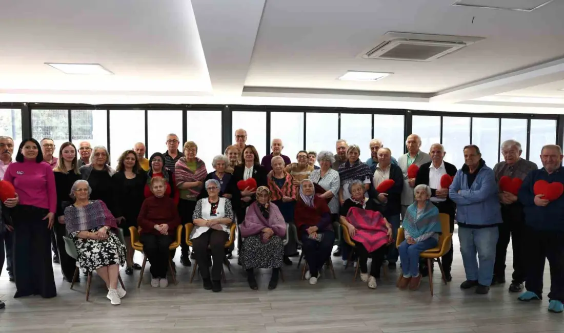 “Kalpten İlmekler İyilik Sahnesinde” projesi kapsamında Nilüferli kadınların hazırladığı el