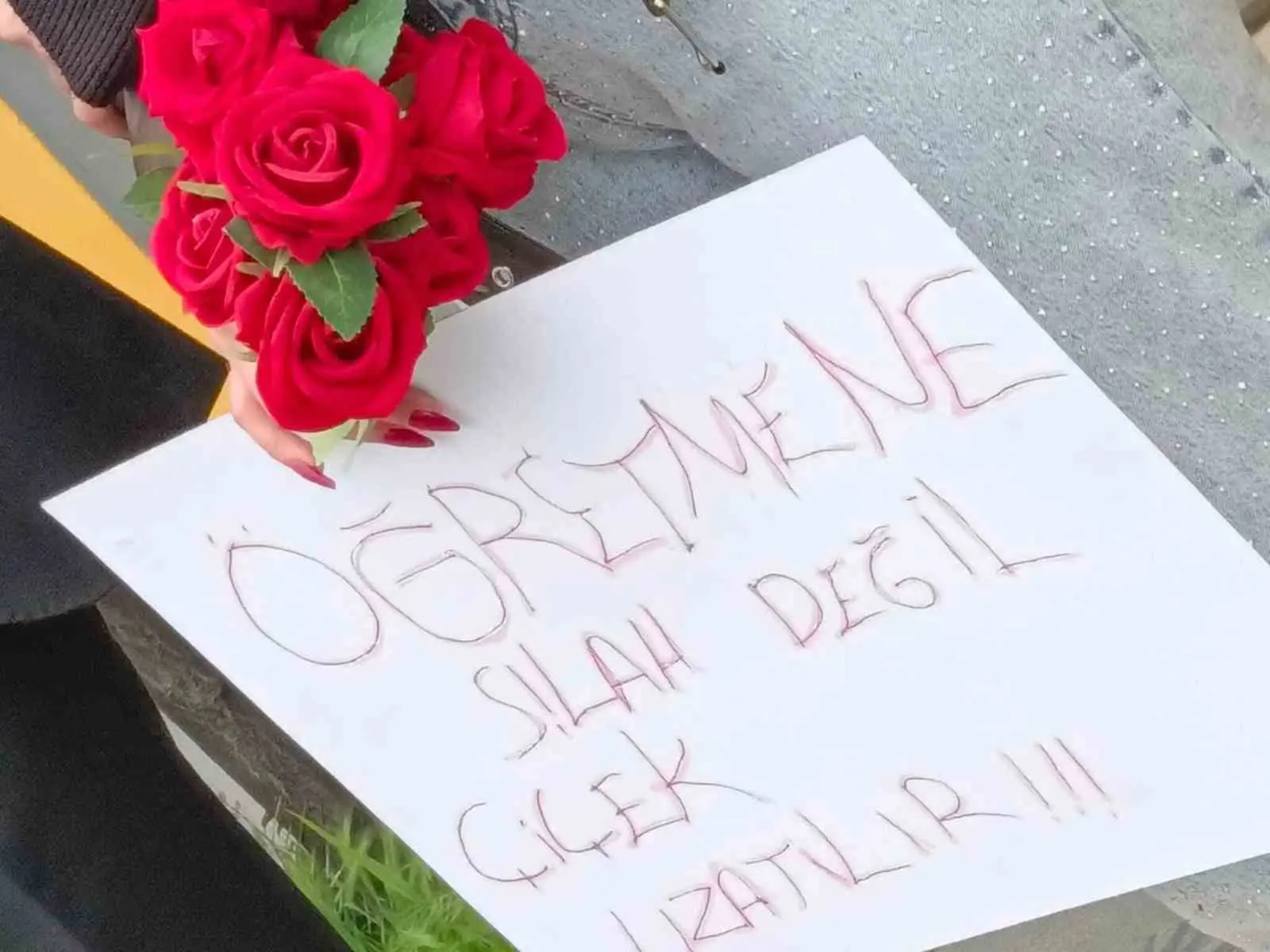 Şanlıurfa ve Kahramanmaraş’ta yaşanan üzücü olayların ardından, Şehit Erol Olçok