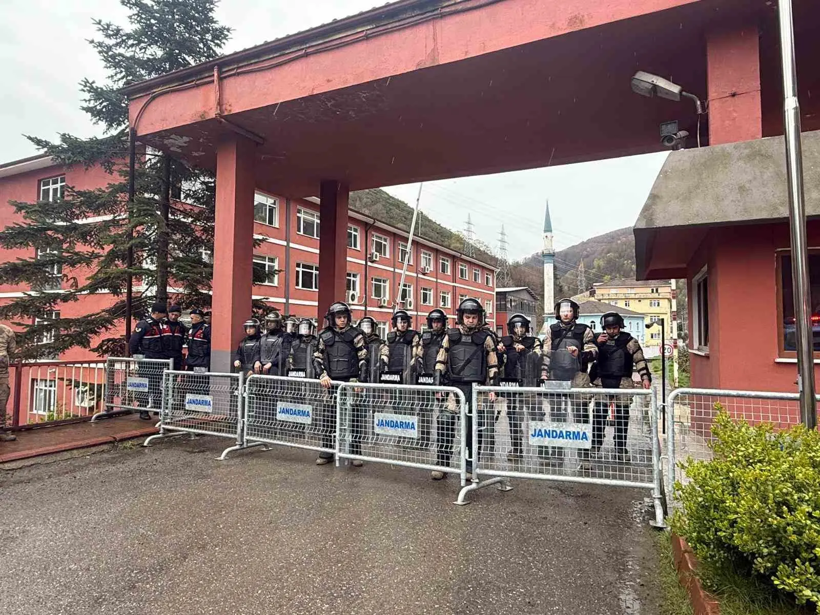 Zonguldak İl Genel Meclisinde dün yaşanan gergin başkanlık seçiminin ardından