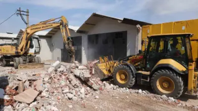 Osmangazi Belediyesi, ilçede ulaşım konforunu artırmaya yönelik çalışmalarını aralıksız sürdürürken,