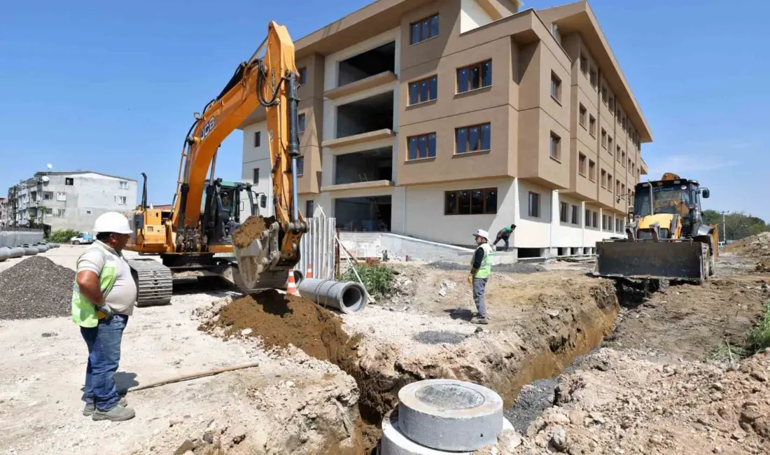 Bursa Büyükşehir Belediyesi’ne bağlı BUSKİ ekipleri, şehrin gelişen bölgelerinde altyapı