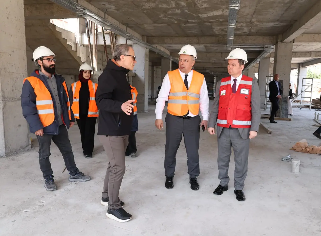 Osmangazi ilçesini modern, güvenli ve nitelikli kreşlerle donatarak geleceğin teminatı