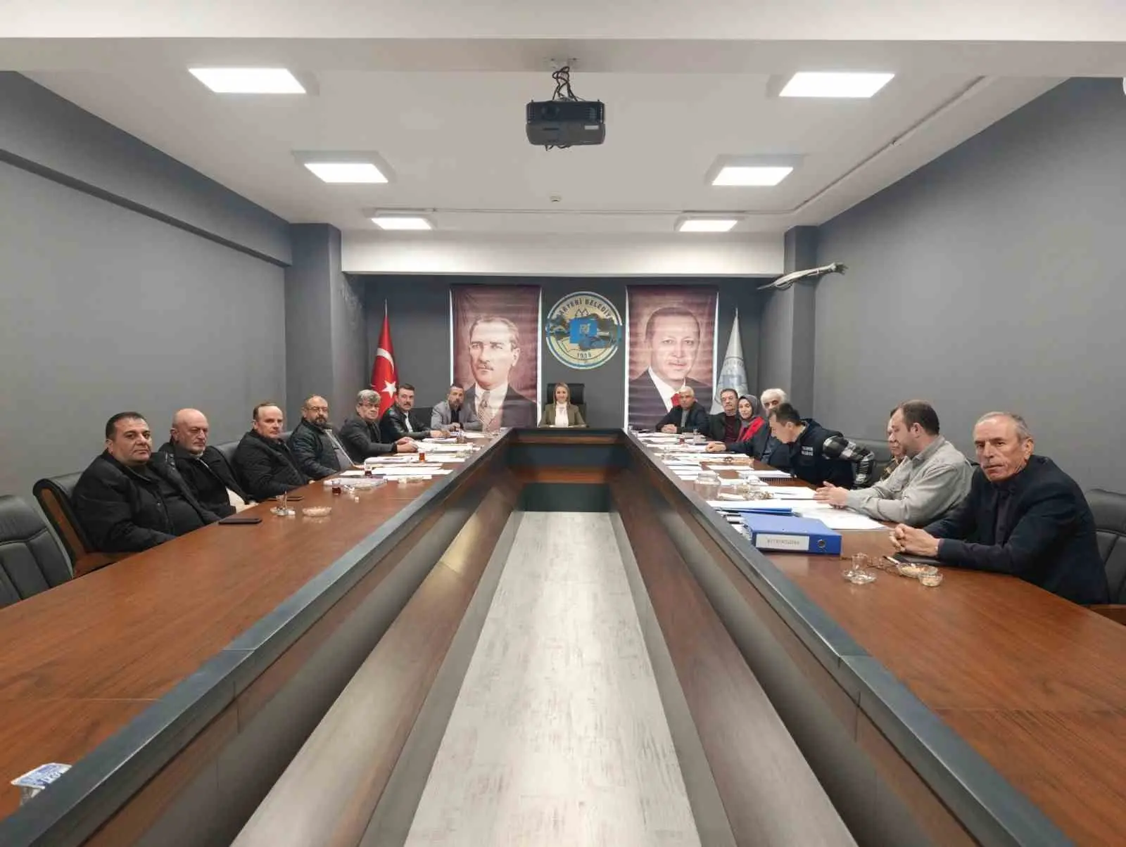 Pazaryeri Belediyesi’nin Nisan Ayı Olağan Meclis Toplantısı’nda yapılan seçimde oylar