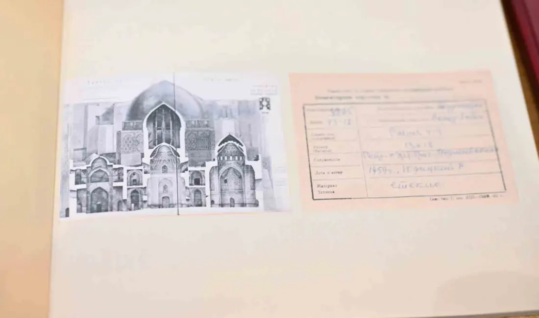 Özbekistan Cumhurbaşkanı Şevket Mirziyoyev, Özbekistan’ın Buhara kentinde Kazakistan Cumhurbaşkanı Kasım