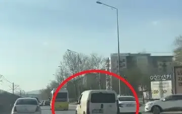 Bursa Mudanya yolu üzerinde seyir halinde olan bir ticari araç