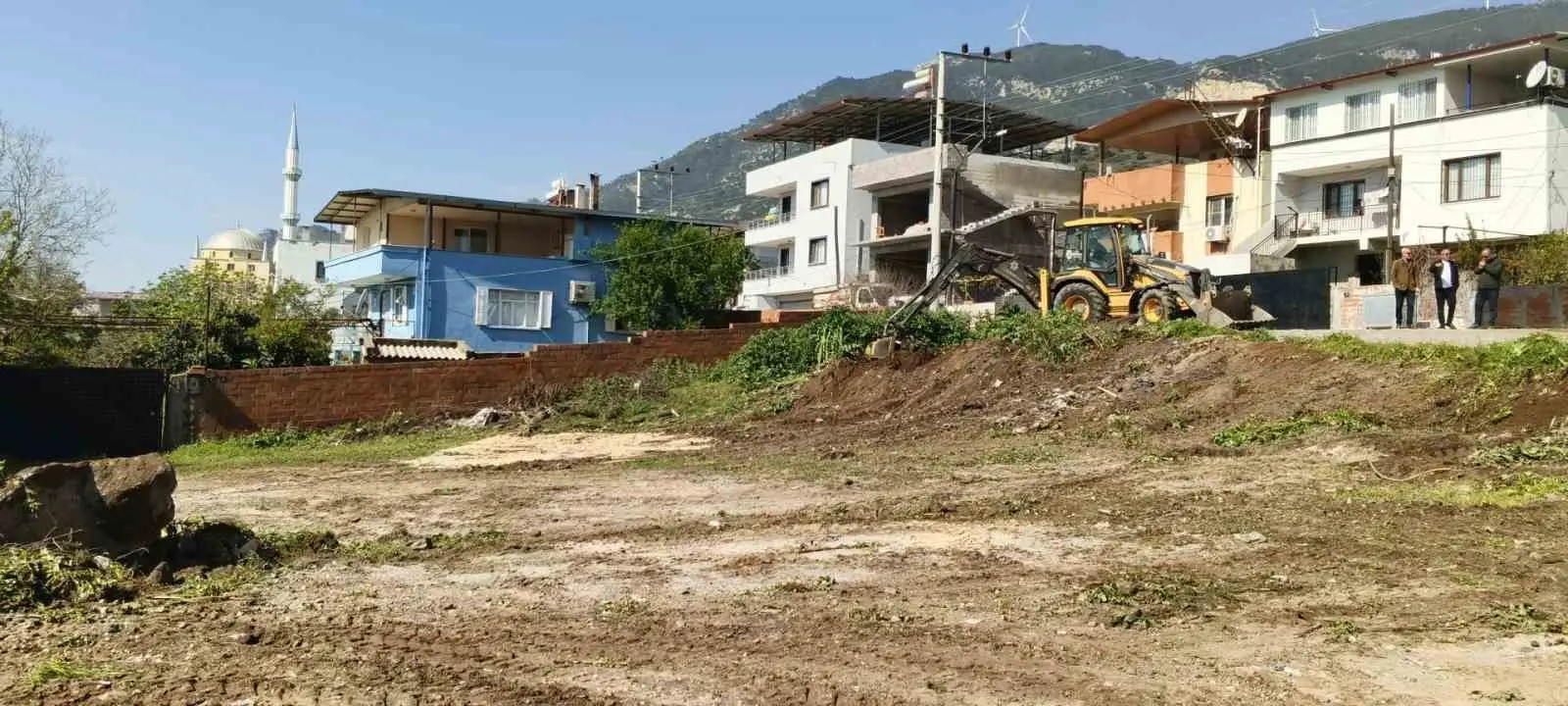 Söke Belediyesi, sadece kent merkezinde değil, çevre mahallelerde de yaşam