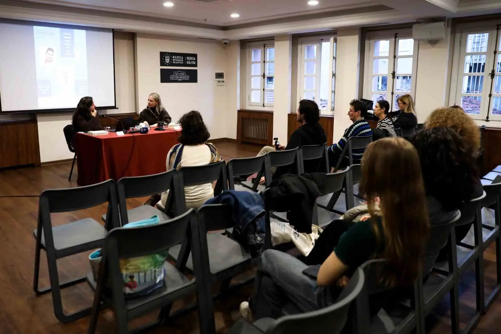 ‘Bursa Tanpınar Yılı’ etkinlikleri çerçevesinde düzenlenen söyleşide, Ahmet Hamdi Tanpınar’ın