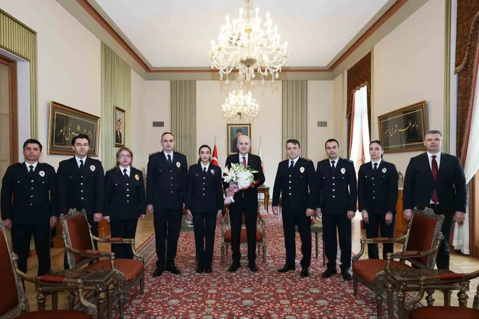 Türkiye Büyük Millet Meclisi (TBMM) Başkanı Numan Kurtulmuş, Türk Polis