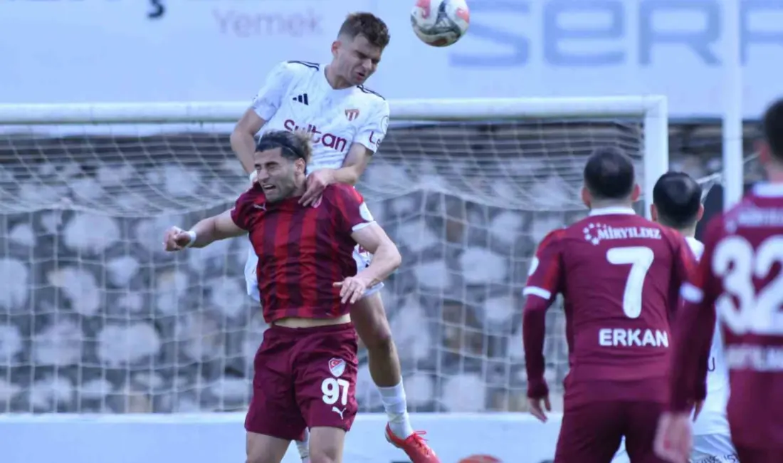 TFF 2. Lig 35. hafta karşılaşmasında İnegölspor, sahasında karşılaştığı Elazığspor