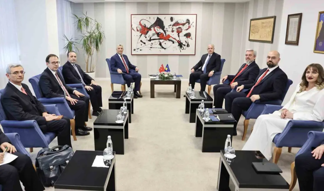 Ticaret Bakanı Ömer Bolat, Kosova Başbakanı Albin Kurti ile bir