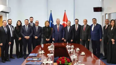 Ticaret Bakanı Ömer Bolat temaslarda bulunmak üzere geldiği Priştine’de Kosova