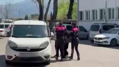 Bursa’da sosyal medyada canlı yayın sırasında yaşanan tartışma bıçaklı kavgaya