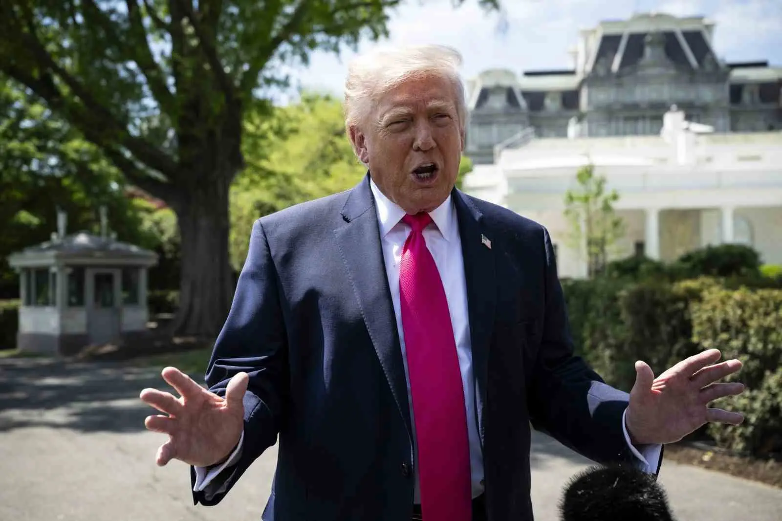 ABD Başkanı Donald Trump, “İran, Hürmüz Boğazı’nı bir daha asla