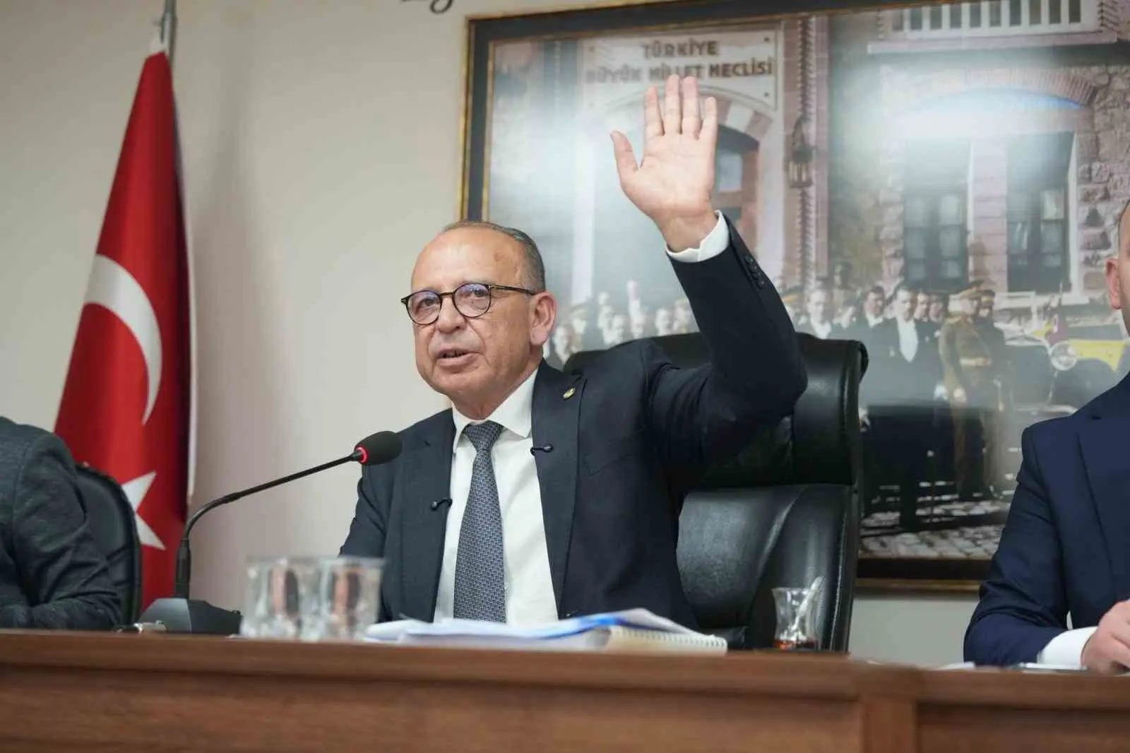 Turgutlu Belediyesi’nin Nisan Ayı Meclis Toplantısı’nda 13 gündem maddesi görüşülerek