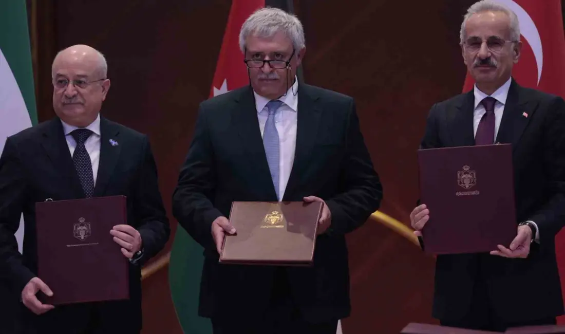 Ulaştırma ve Altyapı Bakanı Abdulkadir Uraloğlu, Amman’da Suriye Ulaştırma Bakanı