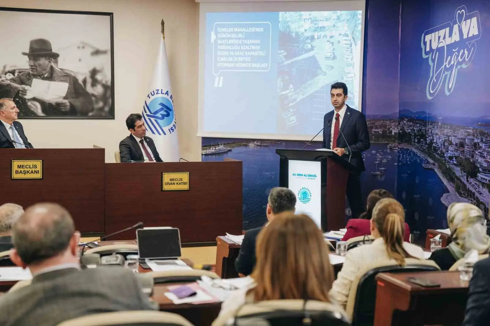 Tuzla Belediyesi Nisan Ayı Meclis Toplantıları’nın ikinci birleşimi gerçekleştirildi. Toplantıda