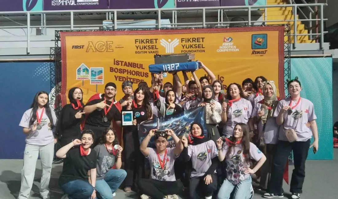 Bursa Nuri Nihat Aslanoba Anadolu Lisesi ’InterHermes 11382 Robotics’ takımı,
