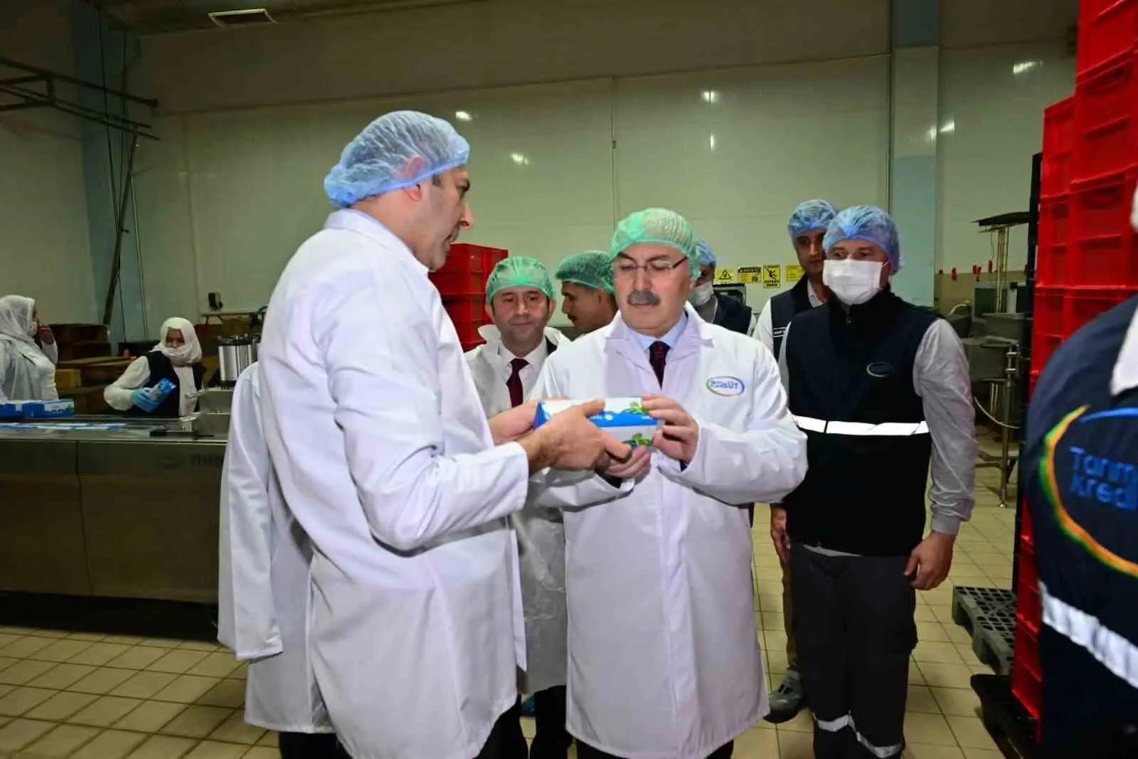 Acıpayam ilçesinde kamu hizmetlerinden eğitime, güvenlikten üretime kadar birçok alanda