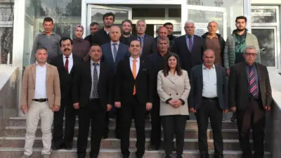 Iğdır Valisi M. Fırat Taşolar, Halfeli beldesine gerçekleştirdiği ziyarette belediye