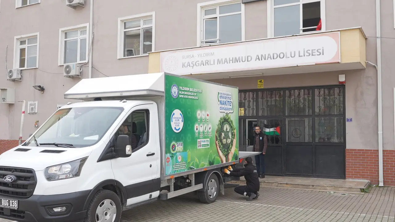 Bursa’da Yıldırım Belediyesi’nin, çevreye ve insan sağlığına zararlı olan plastik