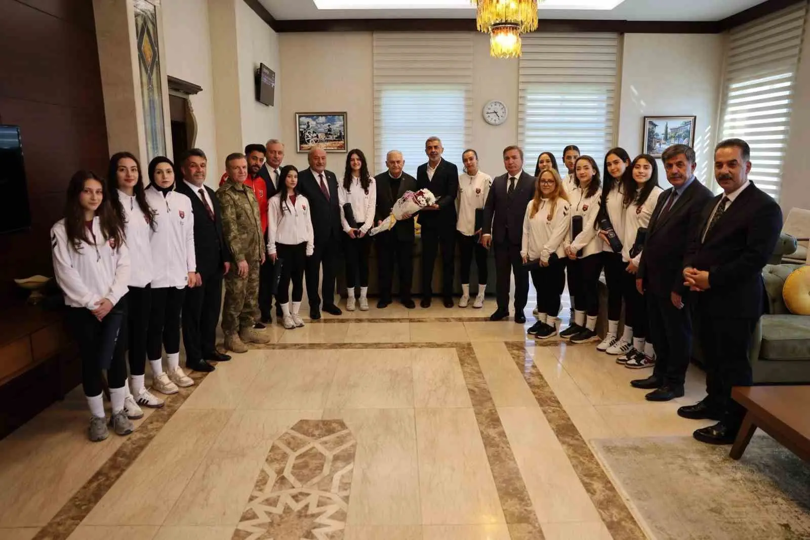 Türk Devletleri Teşkilatı Aksakallar Konseyi Başkanı Binali Yıldırım, Erzincan Valisi