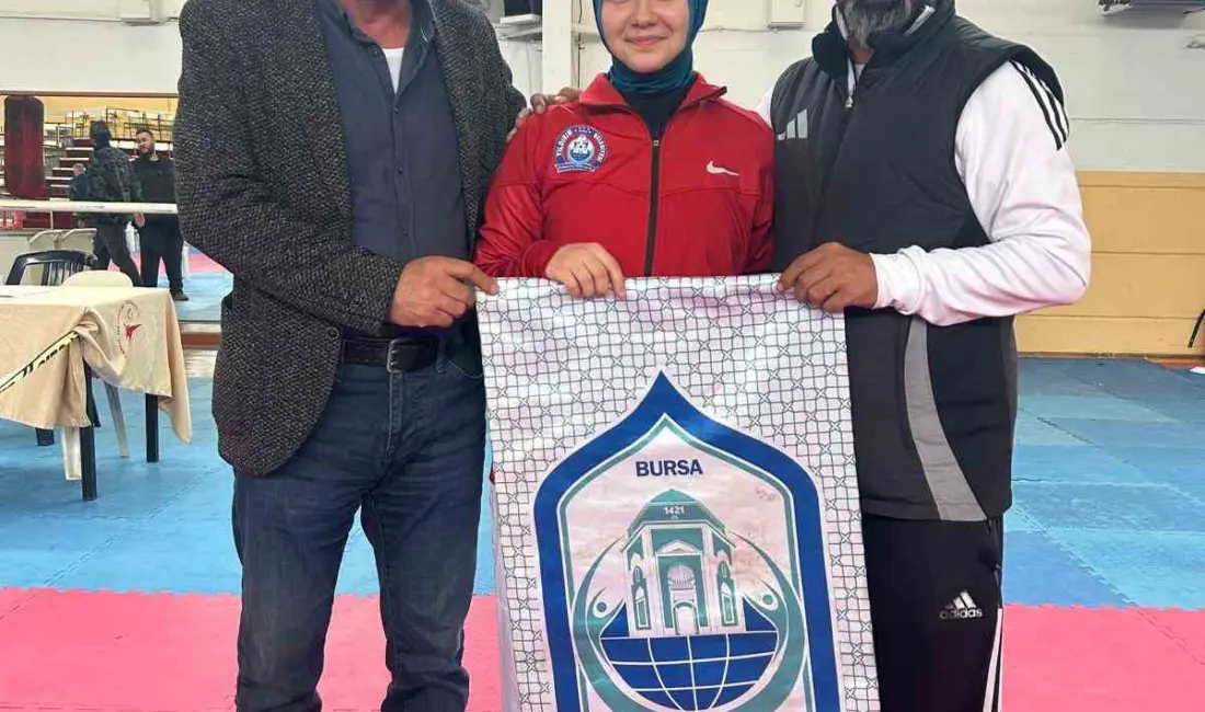Bursa’lı sporcu Rümeysa Karagöz, milli takıma seçilerek ülkemizi Almanya’da düzenlenecek