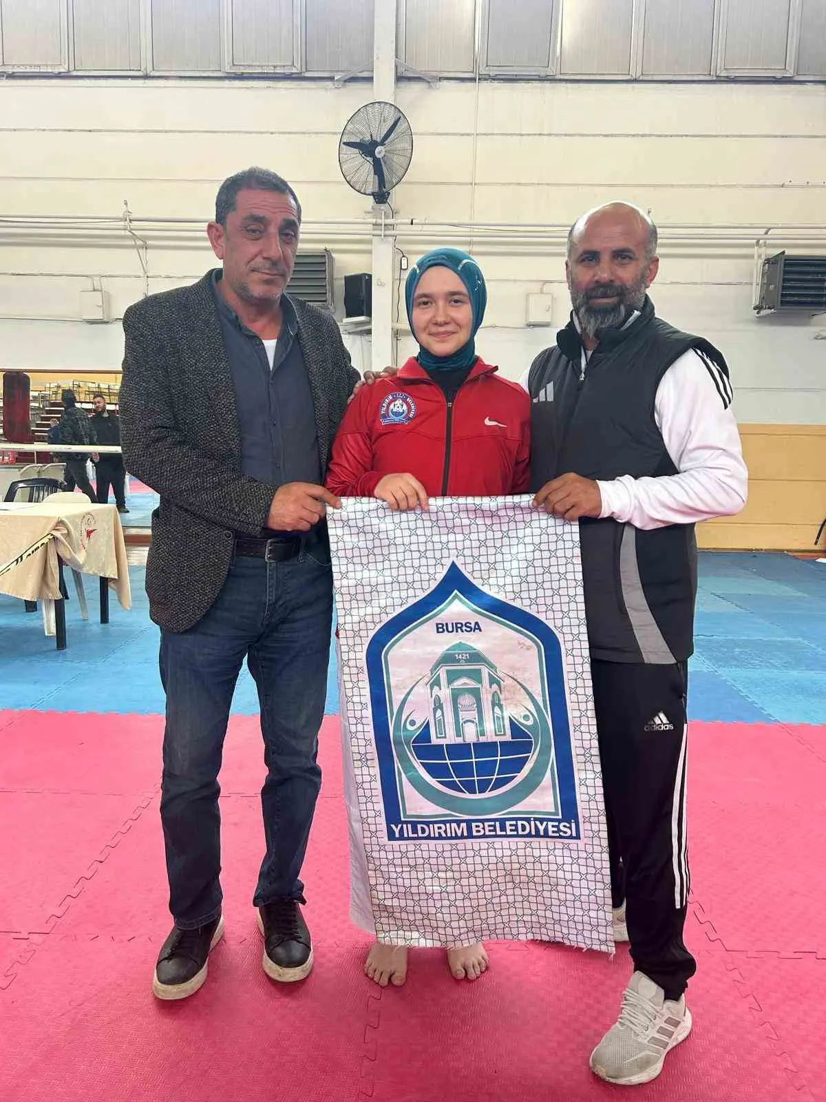 Bursa’lı sporcu Rümeysa Karagöz, milli takıma seçilerek ülkemizi Almanya’da düzenlenecek