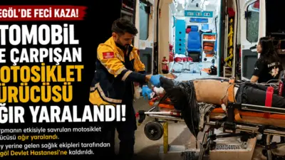 Bursa’nın İnegöl ilçesinde otomobil ile çarpışan motosikletin sürücüsü ağır yaralandı.